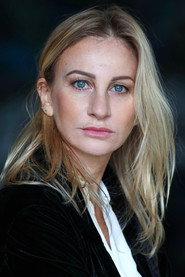 Sabrina Scuccimarra as Elena in Un Oscar per due 1998