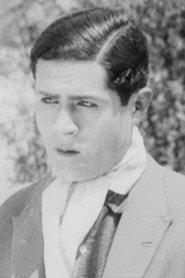 Enrique Cornejo Villanueva as Luis Pardo in Luis Pardo 1927