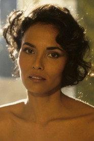 Laura Gemser as Tazzi in International Prostitution : Brigade criminelle 1980