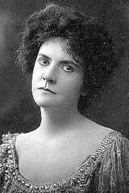 Lisle Leigh as Mrs. Van Allen in The American Way 1919