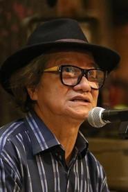 Trần Văn Thủy as Self in Song of the Stork 2003
