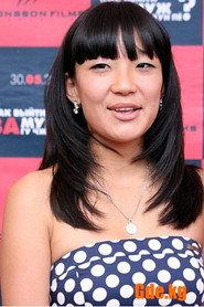 Nuria Tazhidinova as Алия in How to Marry Gu Jun-pyo? 2011