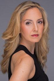Laura Rodríguez as Madre in Alma Blanca 