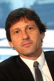 Leonardo Araújo as Coveiro in Dois Coveiros 2008