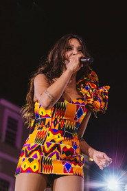 Silvania Aquino as  in Banda Calypso: 15 Anos 2015