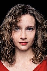 Luise Hart as  in Noah 2027