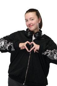 Cody Mickley as Dylan's Aunt in Hunters '25 2025