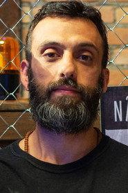 Raphael Borghi as  in Velho Mundo 2010