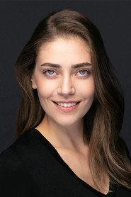 Öznur Serçeler as  in Ayakçı 2025