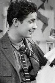 Mario Medrano as Arturo Pérez Rosales in Fragata Sarmiento 1940