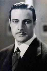 Armando de Vicente as Pedro in La vida de Carlos Gardel 1939