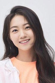 Kwak Ji-hye as Yi-young (young) in Diva 2020
