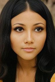 Dien Novita as Tati in Kanan Kiri OK III 1990