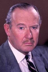 Raymond Francis as Admiral Sir Arthur Gurney in Mr. and Mrs. Edgehill 1985