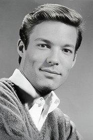Richard Chamberlain as Allan Quatermain in King Solomon's Mines 1985