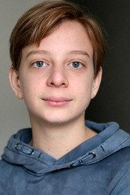 Melchior Guerlet as Harceleur 2 in Cheveux 2024