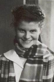 Martha Posno as Lottie van Meerle in Forty Years 1938