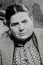 Elvira Tonelli as The elder Maid at the Artusis in The Magnificent Cuckold 1964