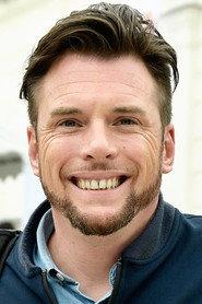 Norbert Tarayre as Stan in C'est pas du tout ce que tu crois 2019