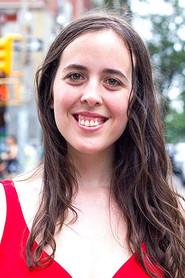Samantha Elisofon as Sarah in Keep the Change 2018