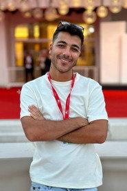Pavly Beshay as Omar in Yalla jamme ja 2025