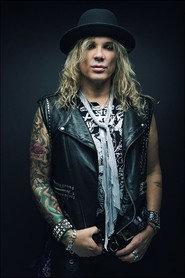 Ralph Saenz as Michael Starr in Steel Panther - Live at Hellfest 2017 2017