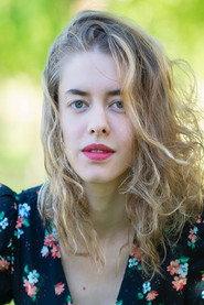 Jade Labeste as Betty in Maigret 2022