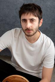 Xabier Elizalde as  in La carga 2022