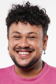 Filipe Oliveira as Self - Host in Halloween da Pabllo 2023