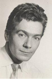 Tomasz Witt as Coachman (uncredited) in Hipoteza 1973