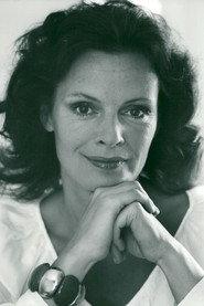 Sylvia Lindenstrand as Mrs. Meg Page in Falstaff 1979