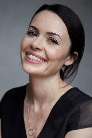 Lisa Diveney as Enid (aged 19) in Enid 2009