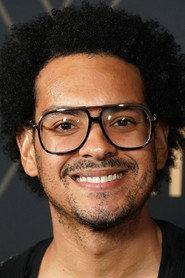 Yassir Lester as Himself in Chelsea Peretti: One of the Greats 2014