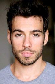 Alexis Loizon as  in Une Chanson pour Louise 