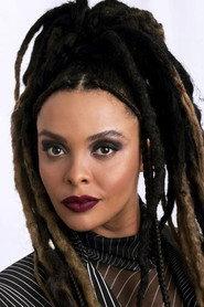 Tulanih Pereira as Flávia in Intergalactic Meeting 2022