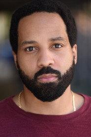Jamaal Burcher as Mayor Richards in Hilo 2 2021