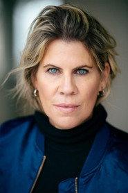 Inka Schmietendorf as Regina Schulz in What she sees in me