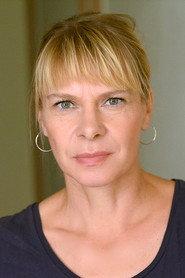 Jana Bauke as Heike in Wolfsland - Heimsuchung 2019
