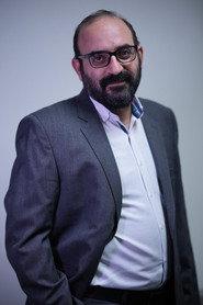 Amir Mashhadi Abbas as Isa in The Last Snow 2022