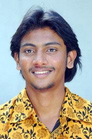Shafi as Anwar in Village Guys 2015