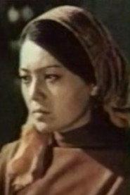 Altynai Yeleuova as Saltanat in The End of Ataman 1970