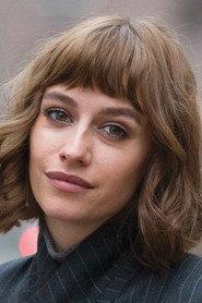 Cecilie Lassen as Hanna in Acts of Love 2025