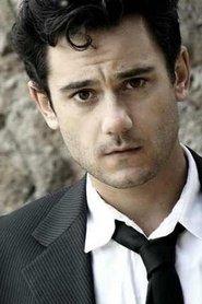 Beniamino Marcone as Journalist in Oltre il sipario