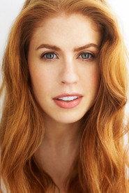 Jenna Elise as Sarah Tanner in The Darkness Outside 2022