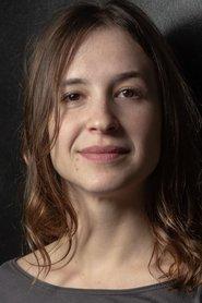 Lucie Gallo as Marie in Alice and the Mayor 2019
