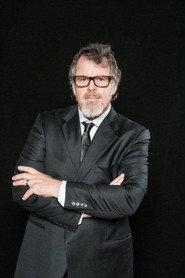 Pat Mastelotto as Drums in Guitar Wars 2004