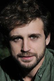 Dodi de Miquel as Trabajador Aiguamolls in Birds Flying East 2024