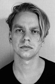 Jörgen Liik as Poet in The End of the Chain 2017