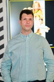 Kristian Hajder as Himself in BigzIN 2012