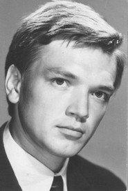 Yuriy Mysenkov as помошник командира in Heavy Water 1979